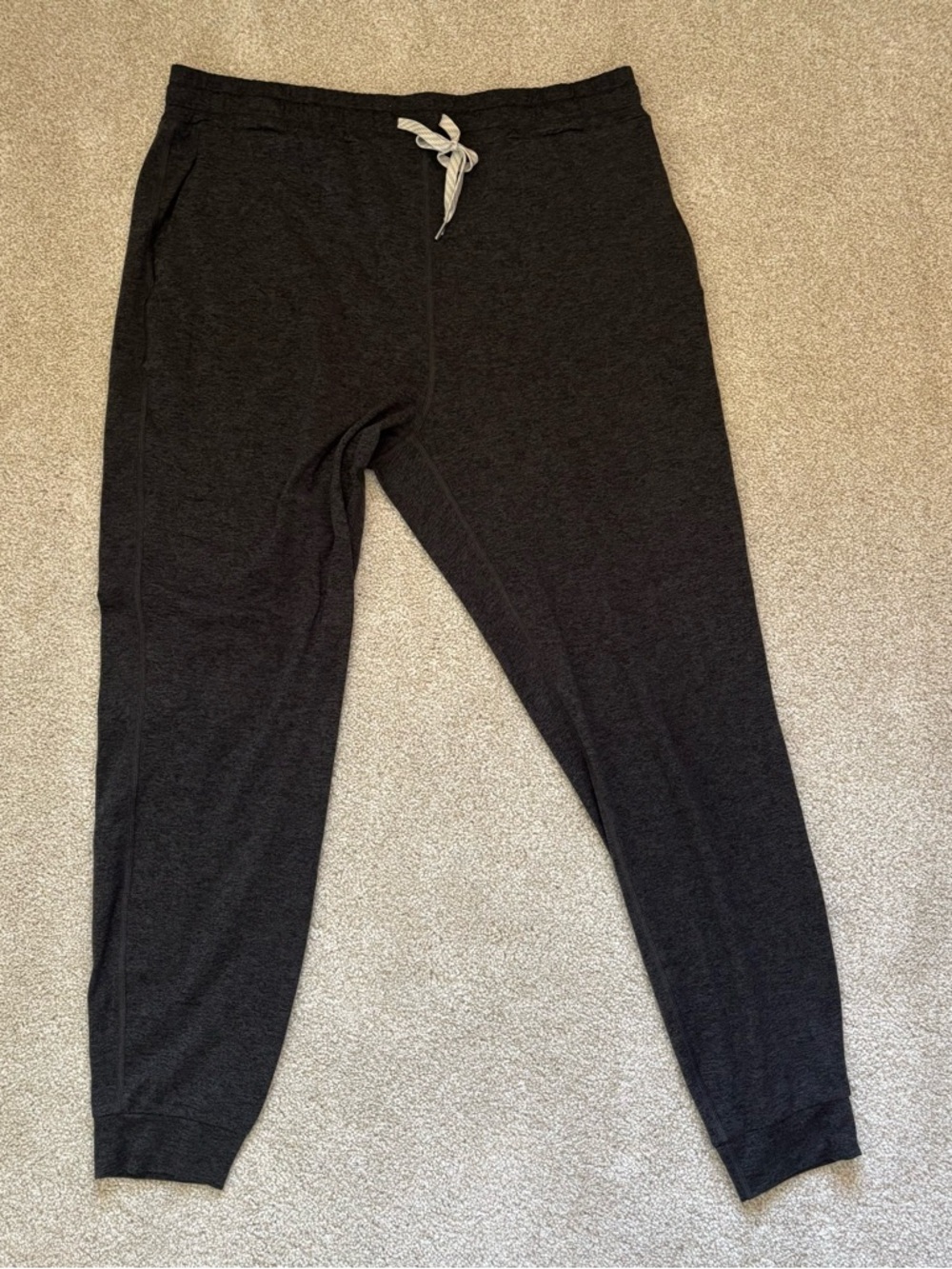 Vuori Charcoal Performance Jogger Sweatpants with Contrast Drawstring Large Tall